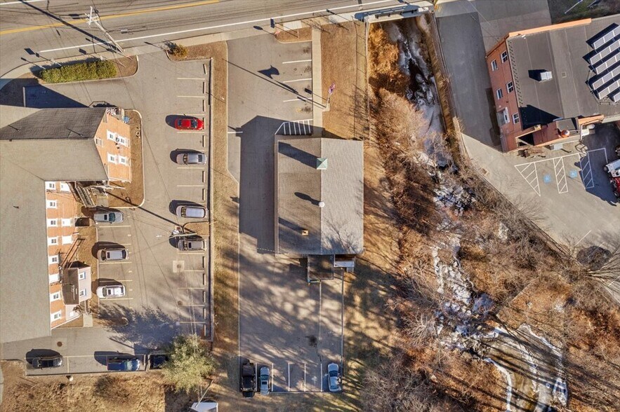 More Photos Of 2 Main St, Baltic Specialty For Sale