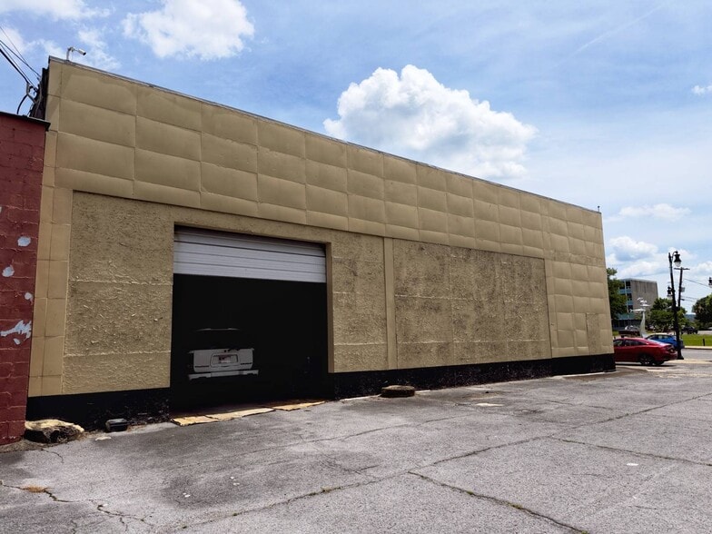 More Photos Of 101 Broad St, Gadsden Office For Sale