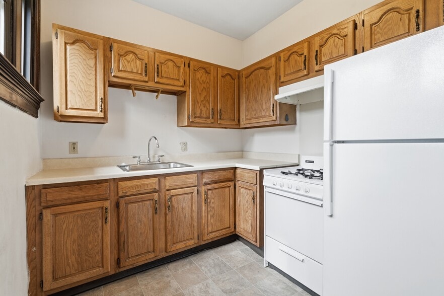 More Photos Of 215 S Braddock Ave, Pittsburgh Apartments For Sale