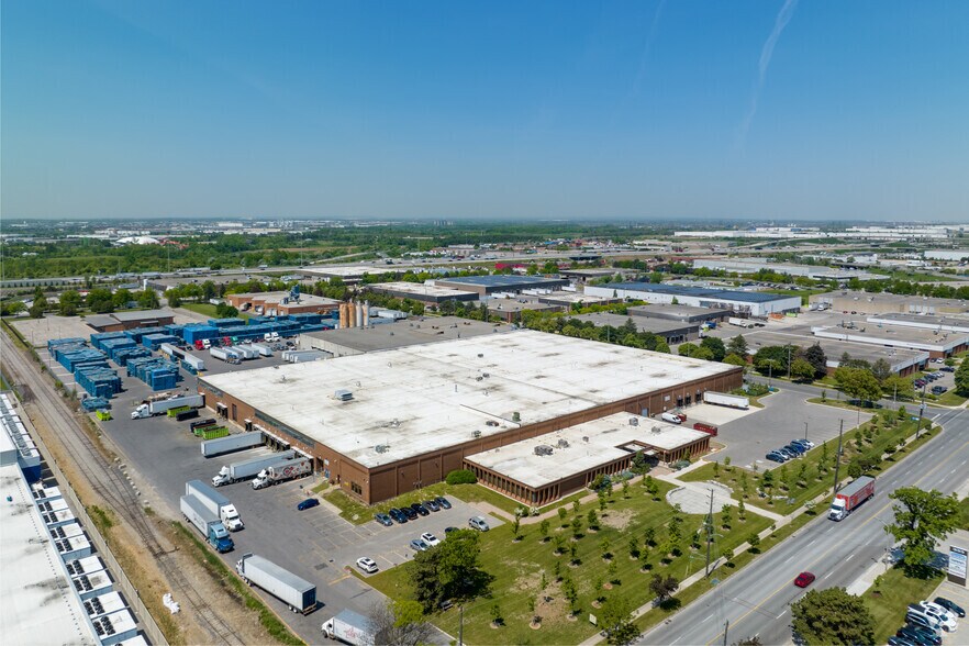 More Photos Of 330 Humberline Dr, Toronto Manufacturing For Lease