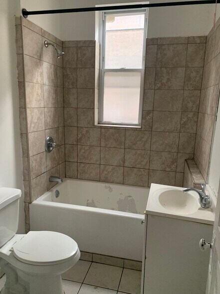 More Photos Of 2318 S Homan Ave, Chicago Apartments For Sale