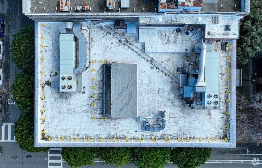 More Photos Of 1050 Battery St, San Francisco Office For Lease