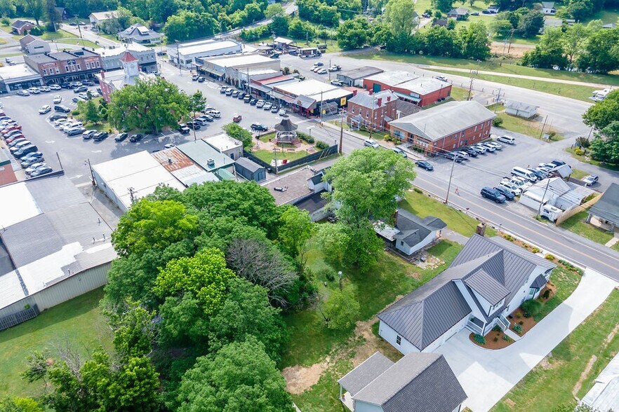 More Photos Of 250 Main St, Lynchburg Land For Sale