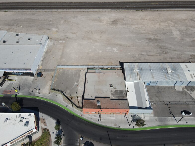 More Photos Of 710 S Main St, Las Vegas Storefront For Lease