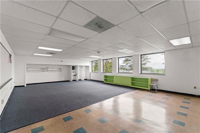 More Photos Of 1530 Hillcrest Ave, Washington Schools For Sale