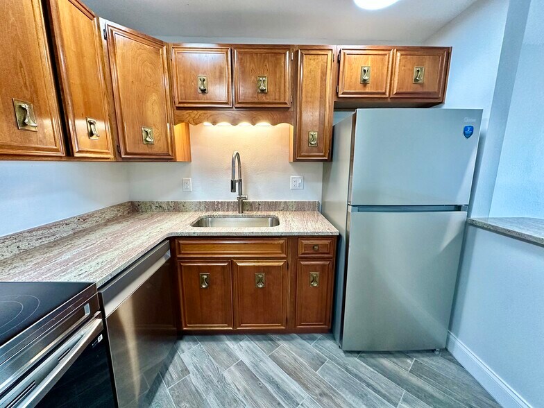 More Photos Of 4400 1st St N, Saint Petersburg Apartments For Sale