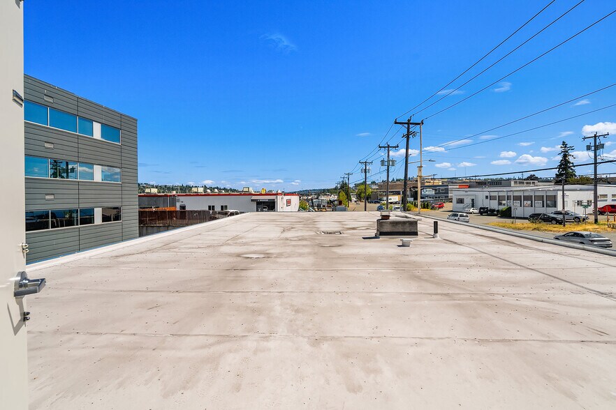 More Photos Of 2300 W Commodore Way, Seattle Office Residential For Sale