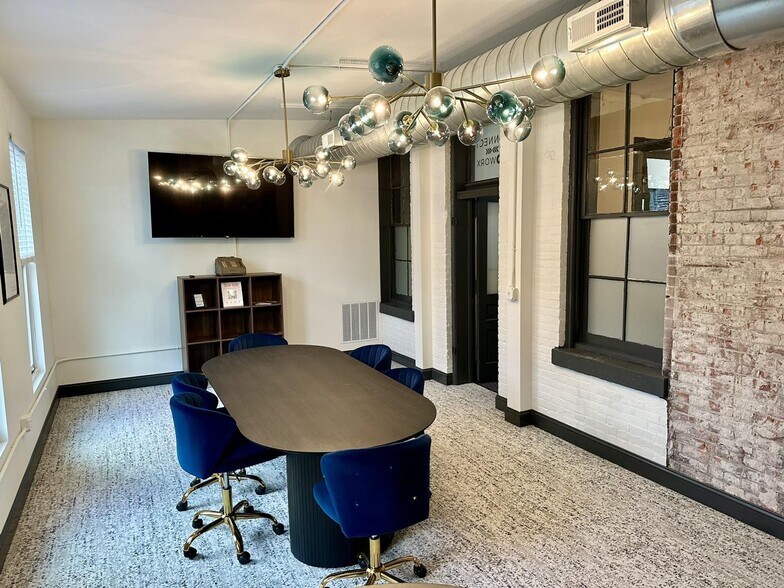 More Photos Of 181 E Center St, Marion Coworking Space