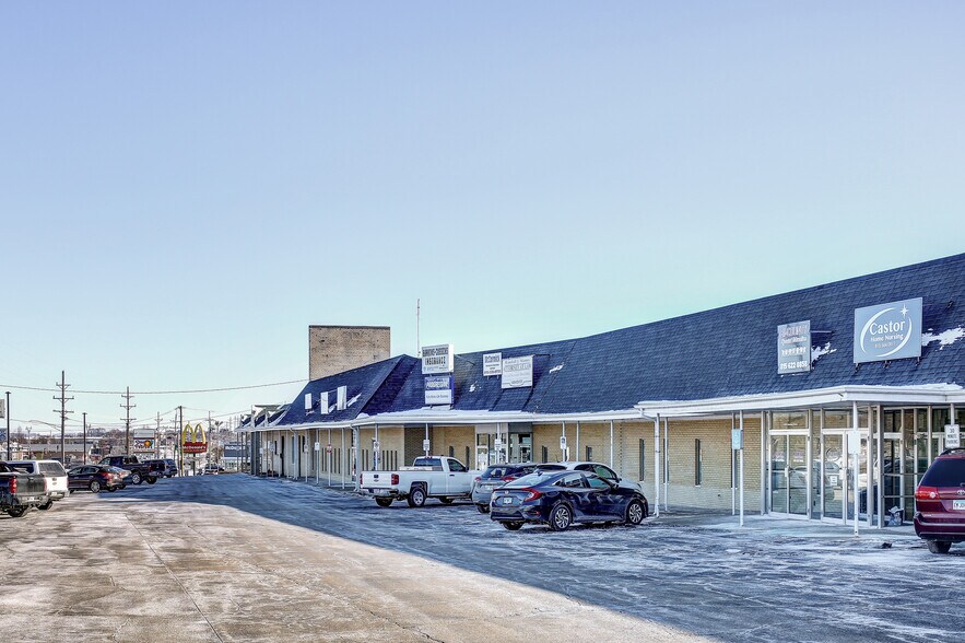 More Photos Of 2317-2323 E Lincolnway, Sterling Medical For Lease