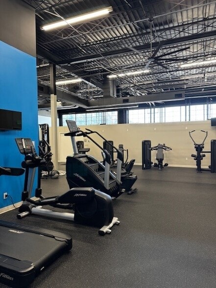 More Photos Of 312 MacCorkle Ave SE, Charleston Office For Lease