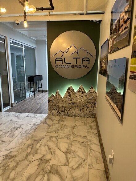 More Photos Of 746 E Winchester St, Murray Office For Sale