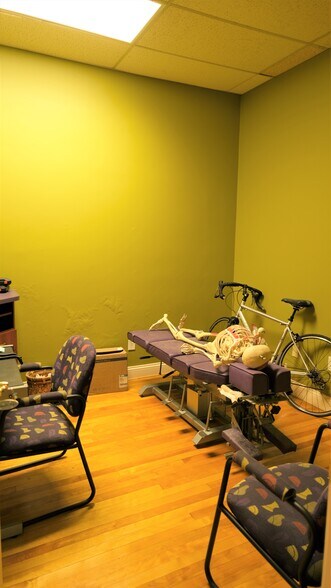 More Photos Of 442-450 Main St, Warren Storefront Retail Office For Lease