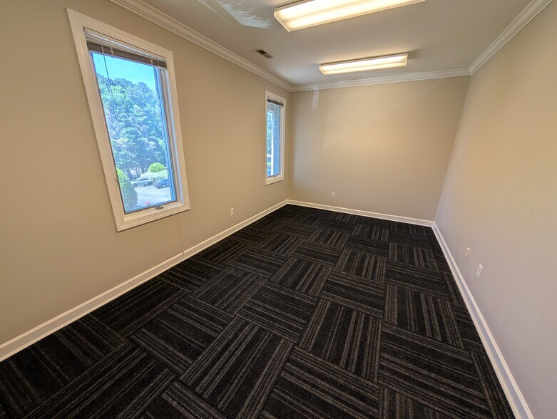 More Photos Of 1220 SE Maynard Rd, Cary Coworking Space