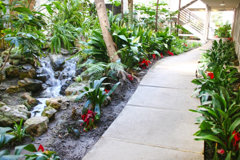 More Photos Of 2001 S Barrington Ave, Los Angeles Medical For Lease