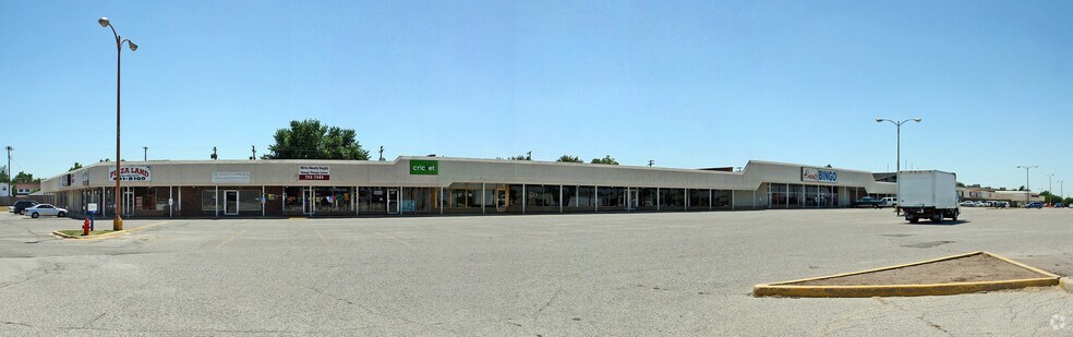 Primary Photo Of 2900-2962 SW 59th St, Oklahoma City Unknown For Lease