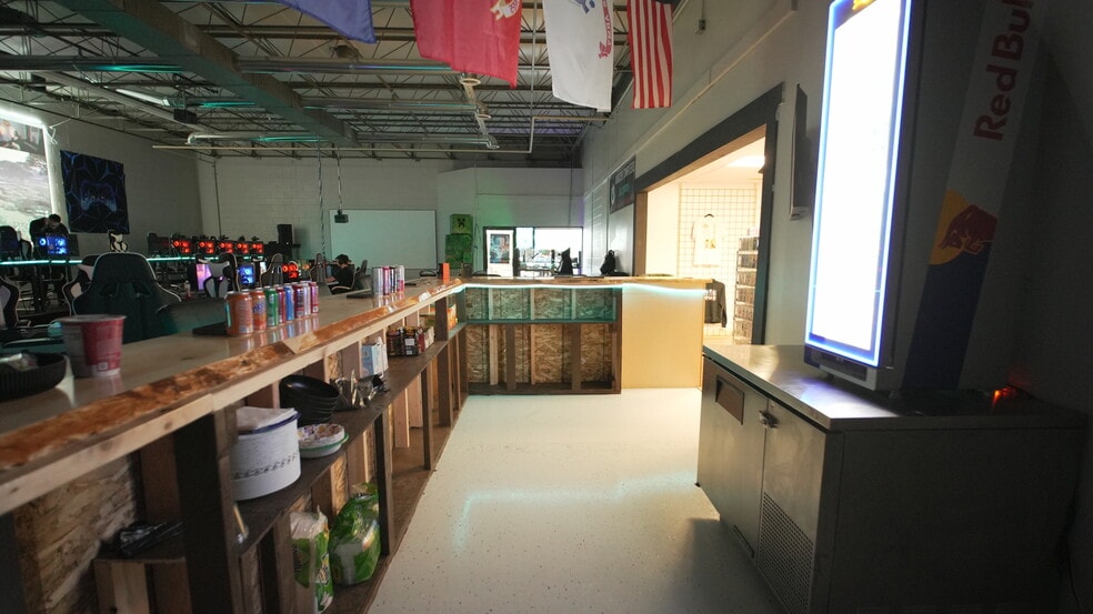 More Photos Of 3555-3559 W Wright St, Boise Light Manufacturing For Lease