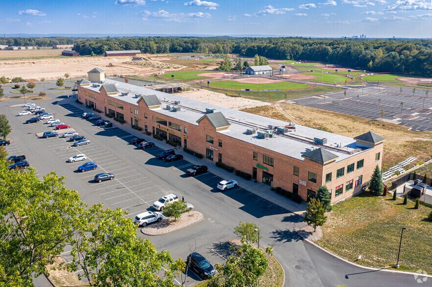 More Photos Of 1001 Day Hill Rd, Windsor Office For Lease