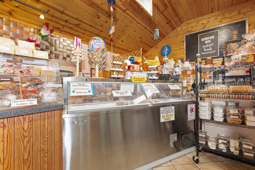 More Photos Of 158 S Main St, Adams Storefront For Sale