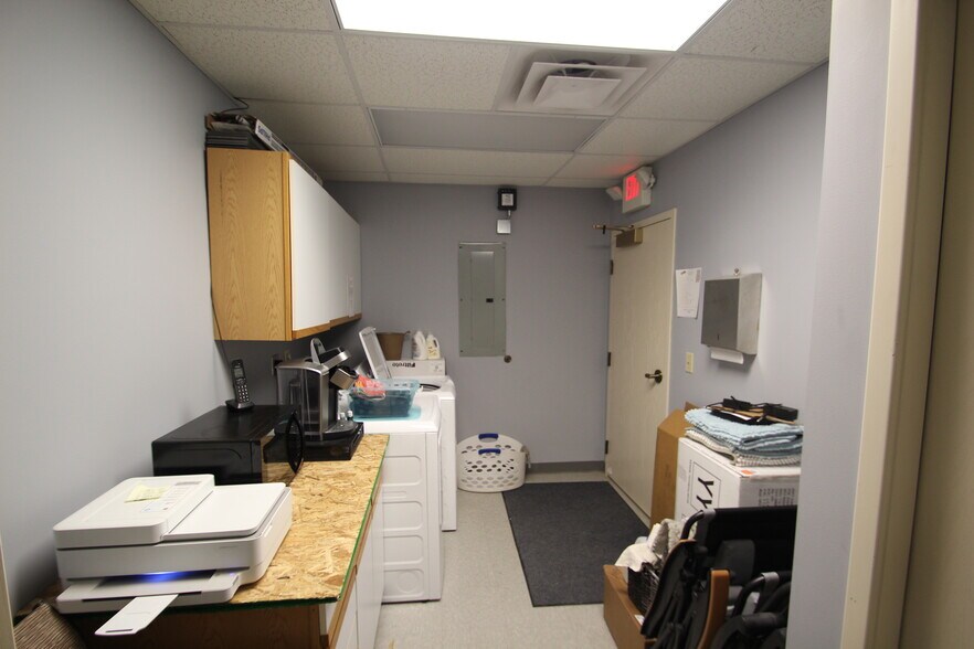 More Photos Of 3575 Reserve Commons Dr, Medina Medical For Lease