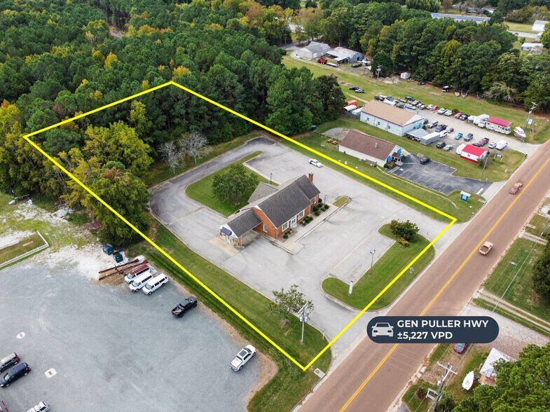 More Photos Of 16498 General Puller Hwy, Deltaville Bank For Sale