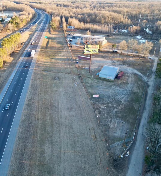 Primary Photo Of 13300 Long Fisher Rd, North Little Rock Service For Lease