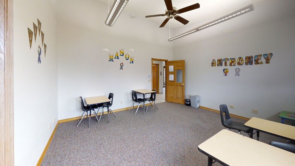 More Photos Of 112-118 S Main St, Medford Office For Sale