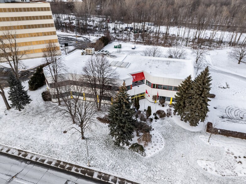 More Photos Of 1325 Hwy Trans-Canada, Dorval Office Residential For Sale