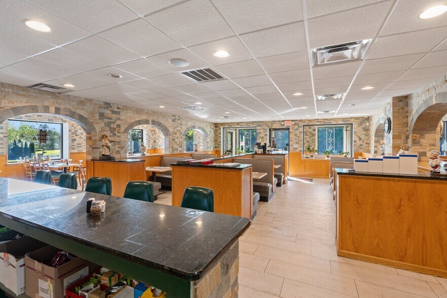More Photos Of 232 W Moorestown Rd, Wind Gap Restaurant For Sale