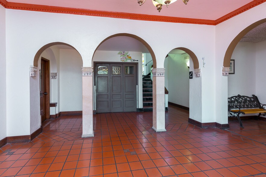 More Photos Of 555 Soquel Ave, Santa Cruz Office For Sale