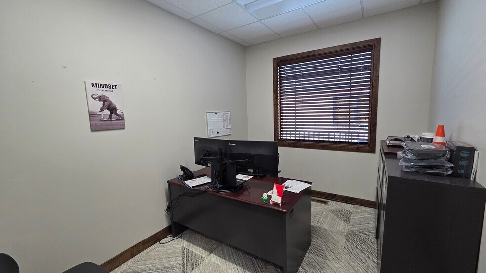 More Photos Of 1680 Elk Creek Dr, Idaho Falls Office For Lease