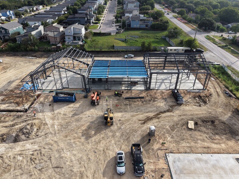 More Photos Of 7000 Johnny Morris Rd, Austin Unknown For Lease