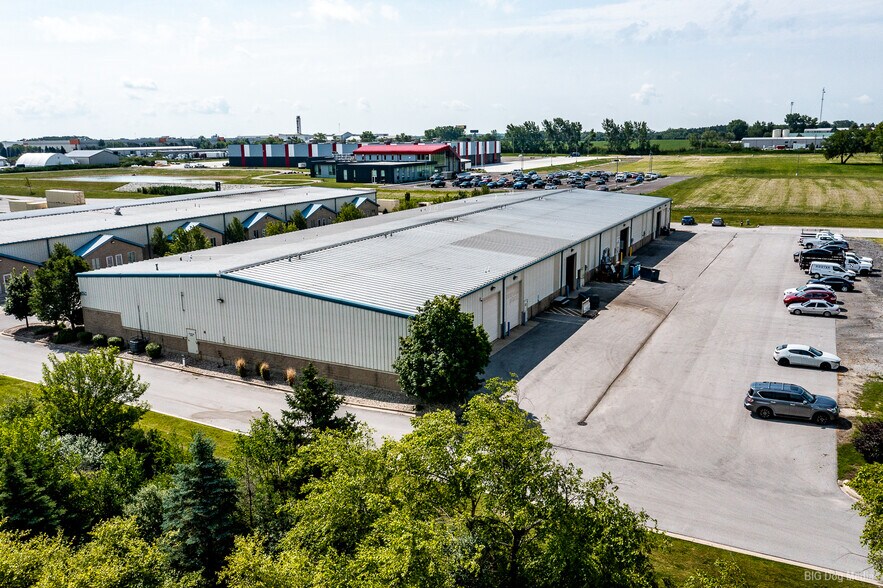More Photos Of 6370 W Emerald Pky, Monee Warehouse For Lease