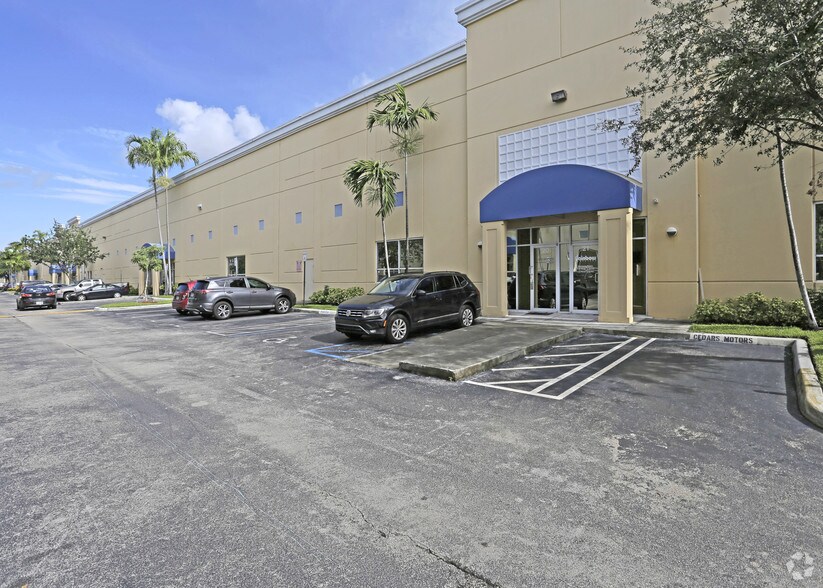 More Photos Of 6000 NW 97th Ave, Doral Manufacturing For Lease