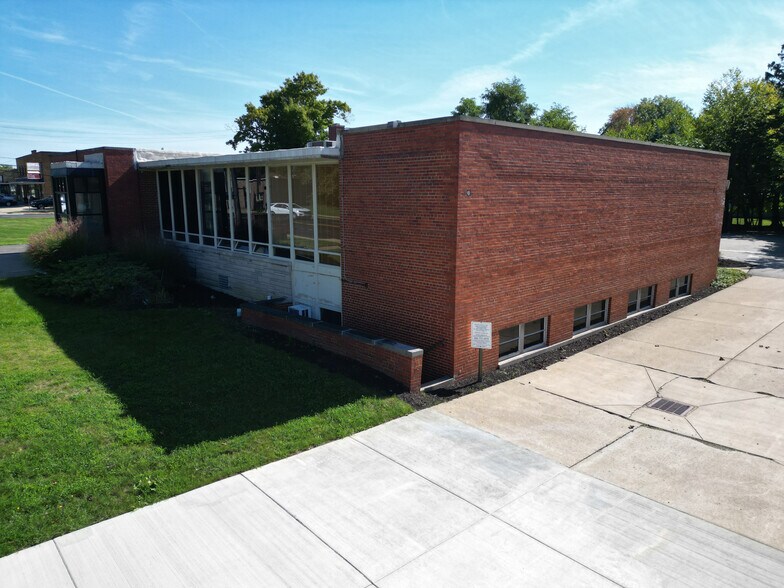 More Photos Of ,  Unknown For Sale