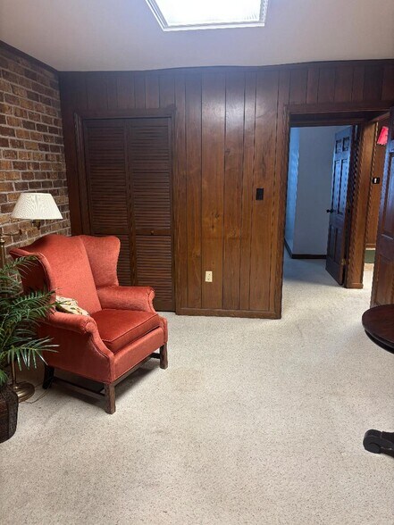 More Photos Of 825 1st Ave N, Surfside Beach Office For Lease