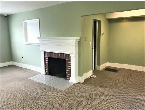 More Photos Of 703 NE Hood Ave, Gresham Office For Lease