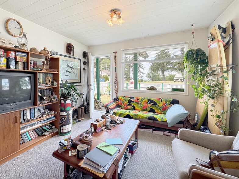 More Photos Of 16672 Frontier st, Clallam Bay Specialty For Sale