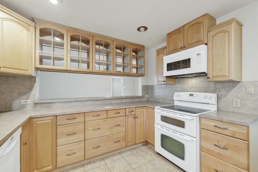 More Photos Of 200 Peggs Pl, Canyon Lake Specialty For Sale