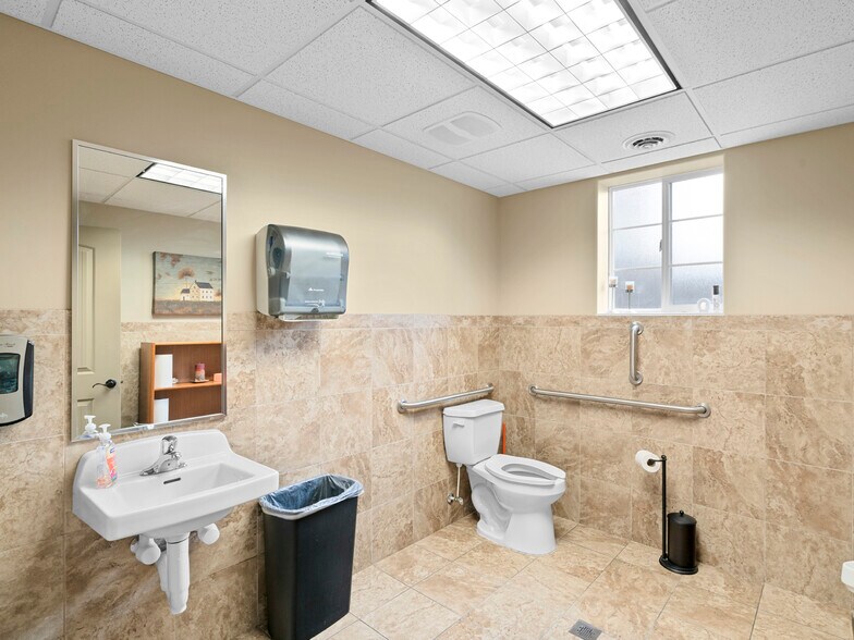 More Photos Of 1092 E South Union Ave, Midvale Office For Sale