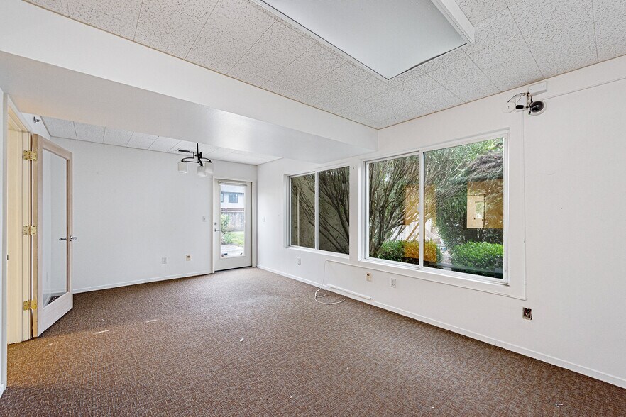 More Photos Of 1247 Broadway, Sonoma Office Residential For Lease