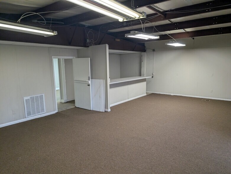 More Photos Of 1220 Hargrove Rd, Tuscaloosa Flex For Lease