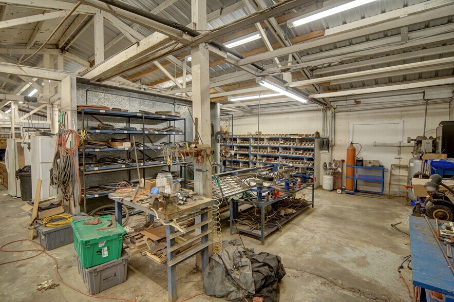 More Photos Of 3806 Highway 180 E, Mineral Wells Auto Repair For Sale