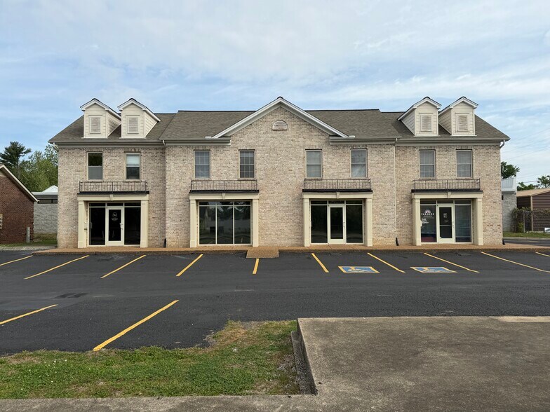 Primary Photo Of 5722 Hickory Plaza Dr, Nashville Office For Lease