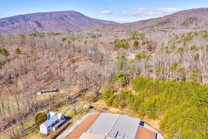 More Photos Of 1928 Loch Haven Dr, Roanoke Specialty For Sale