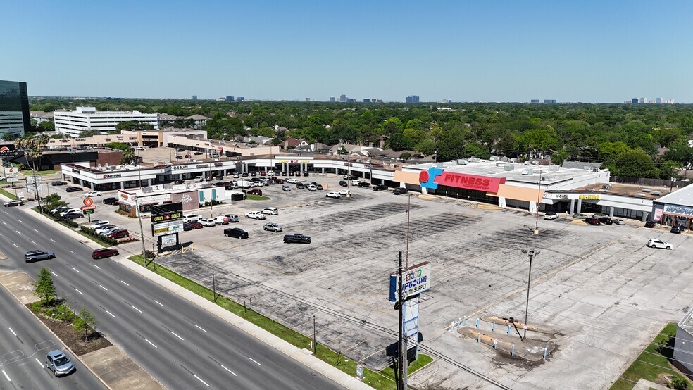 More Photos Of 11312 Westheimer Rd, Houston Unknown For Sale