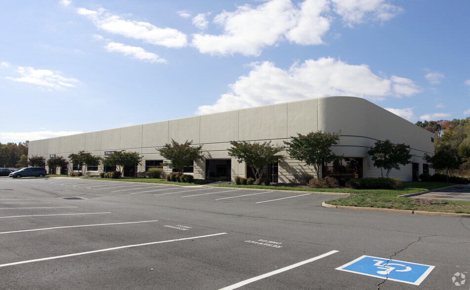 More Photos Of 7301 Gateway Ct, Manassas Unknown For Lease