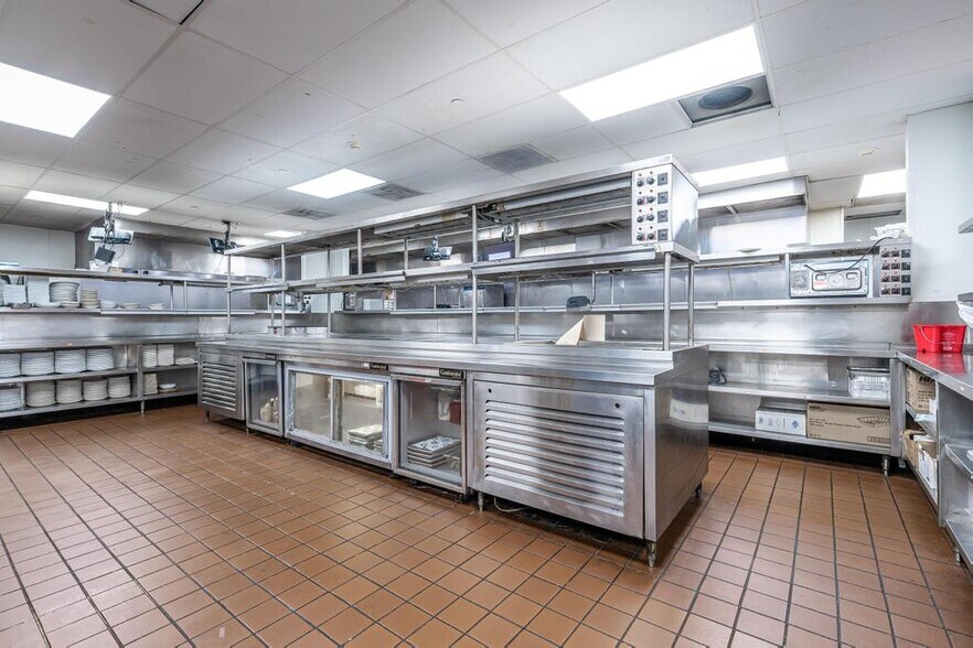 More Photos Of 15500 SW 29th St, Miramar General Retail For Sale