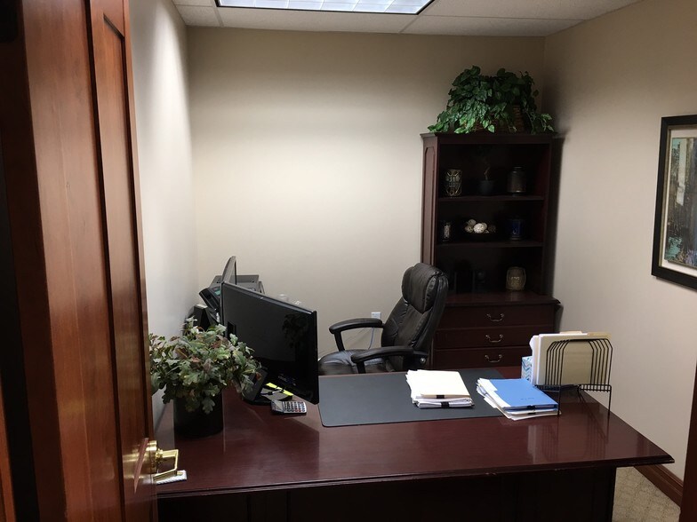 More Photos Of 3520 N University Ave, Provo Office For Sale