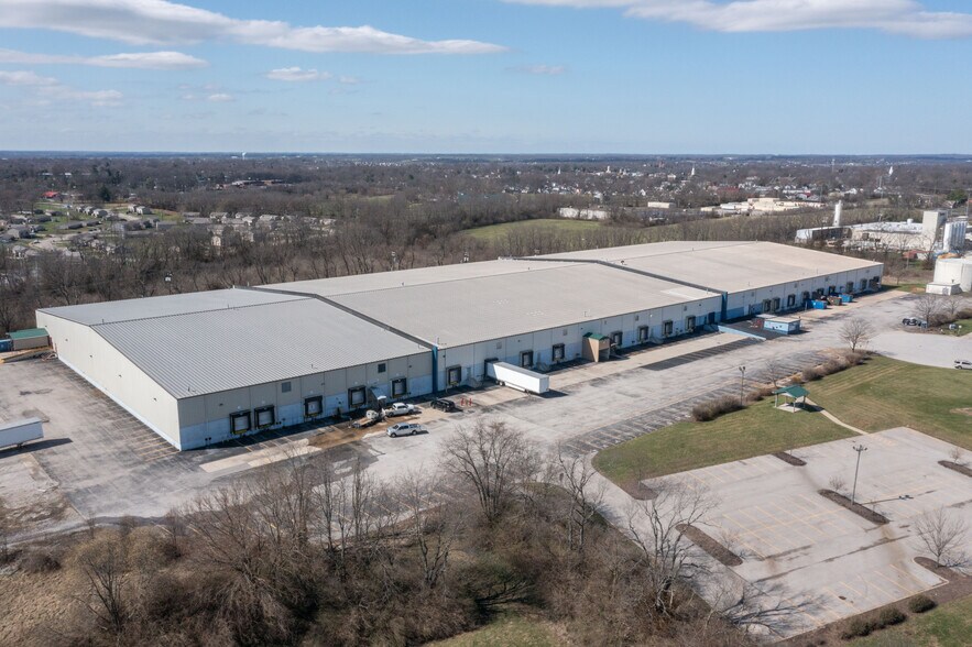 More Photos Of 108 Summer Ct, Georgetown Warehouse For Lease