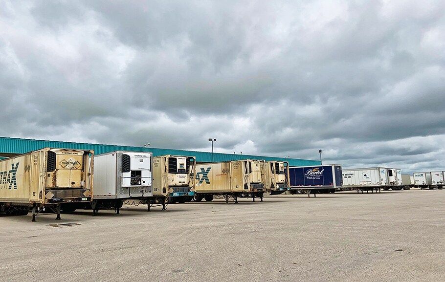 More Photos Of 2575 Inkster Blvd, Winnipeg Industrial For Sale